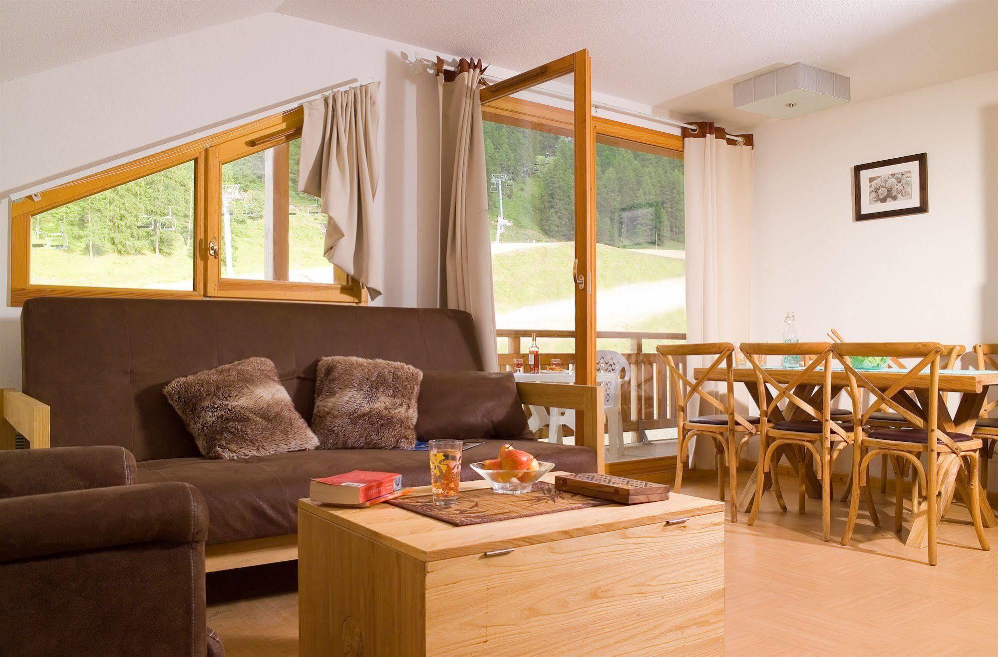 Madame Vacances Residence Le Parc Des Airelles Les Orres Ngoại thất bức ảnh